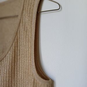 St John  Gold Metallic Ribbed Tank Top Shell Camisol Size Small 0 1